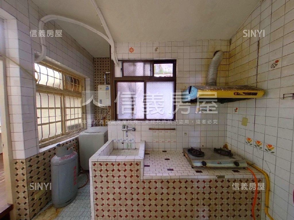 麟光捷運頂加大空間房屋室內格局與周邊環境