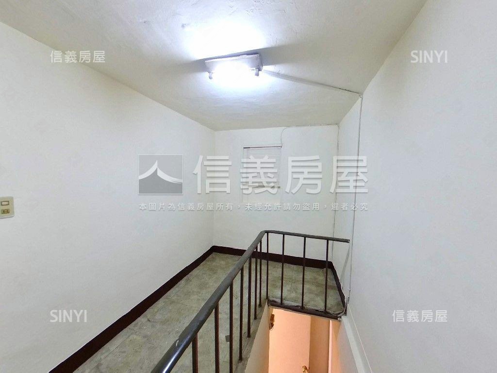 麟光捷運頂加大空間房屋室內格局與周邊環境