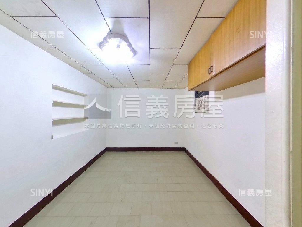 麟光捷運頂加大空間房屋室內格局與周邊環境