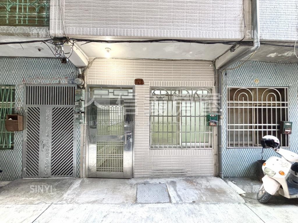 鼓山高中旁小資透天房屋室內格局與周邊環境