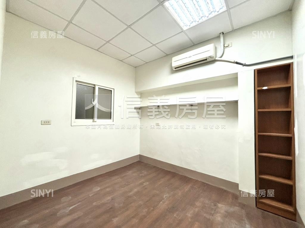 鼓山高中旁小資透天房屋室內格局與周邊環境