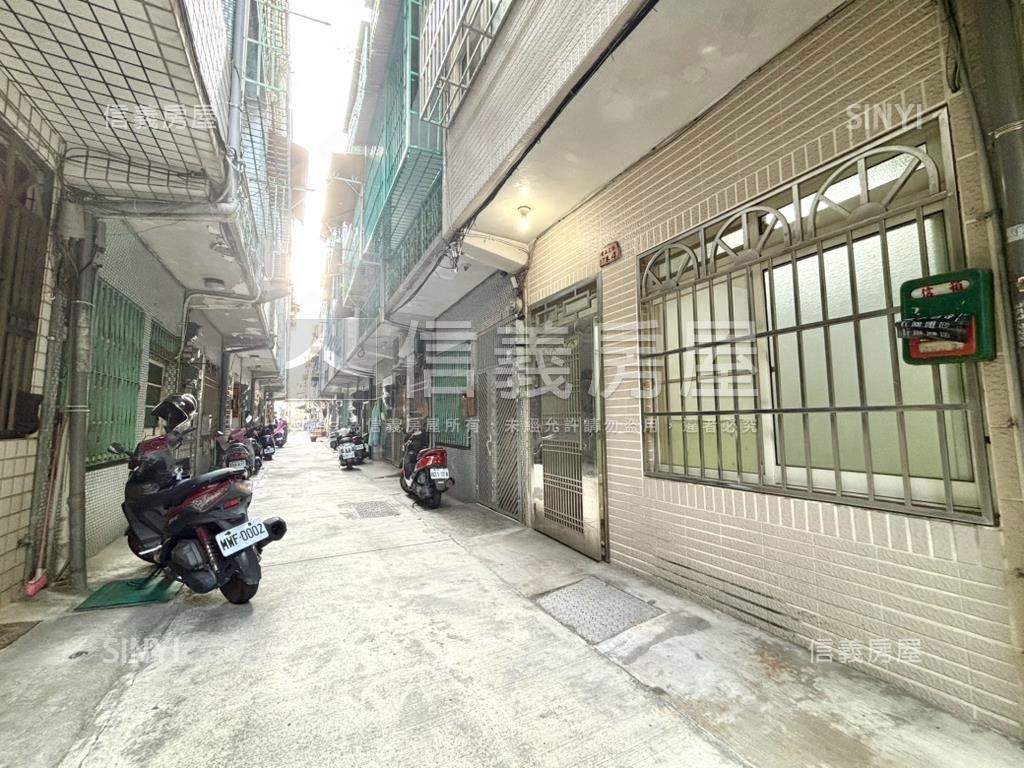 鼓山高中旁小資透天房屋室內格局與周邊環境