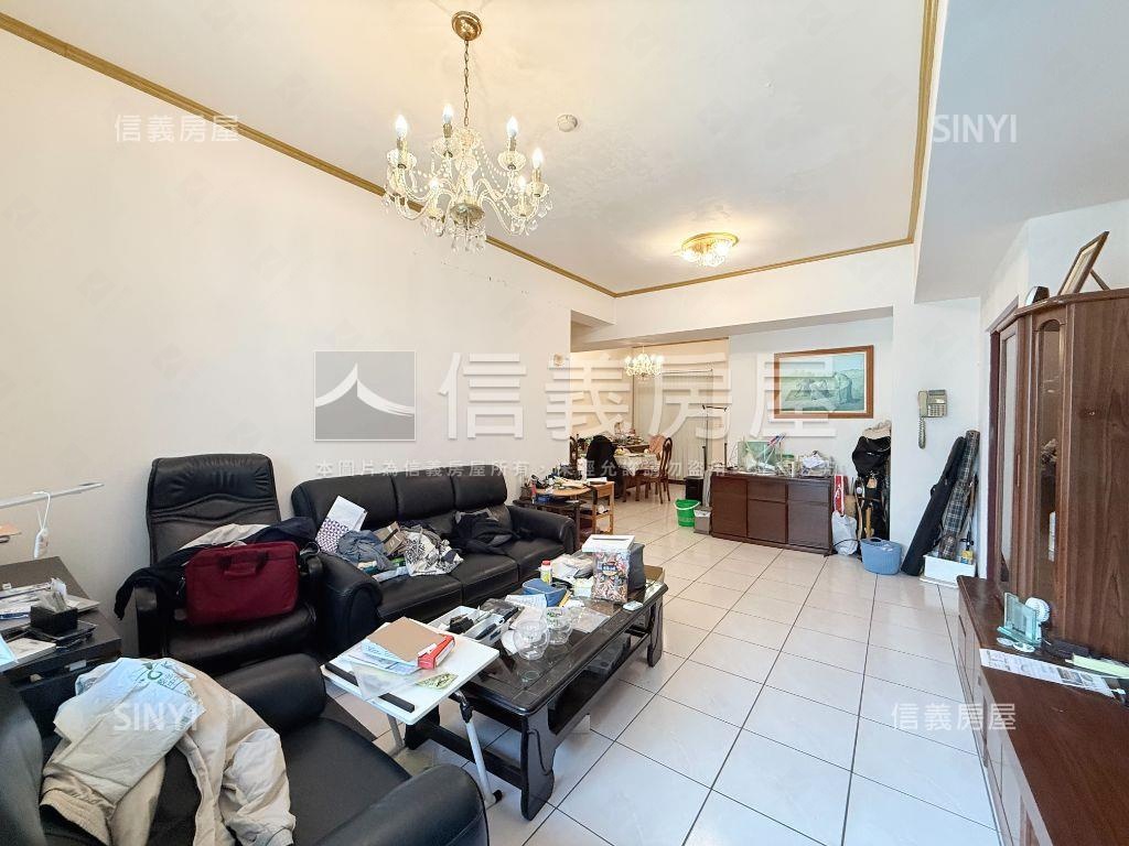 海華哥德宮廷邊間四房車位房屋室內格局與周邊環境