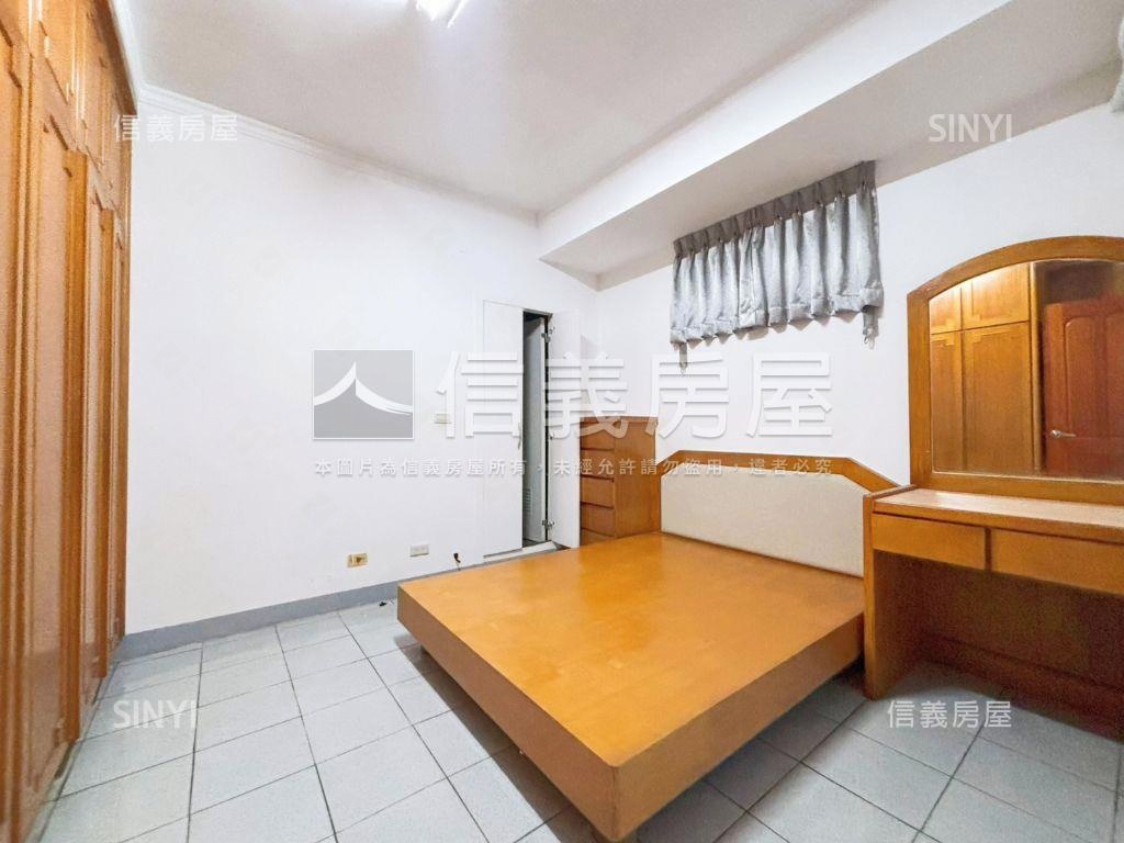 ✪專任近捷運稀有二樓公寓房屋室內格局與周邊環境