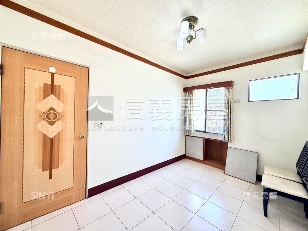 建工商圈採光佳屋況美三房房屋室內格局與周邊環境