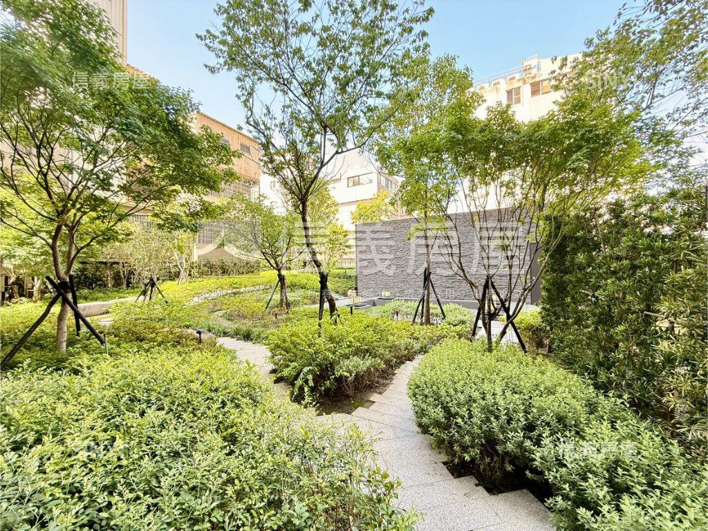 中科匯朝南帝王視野雙平車房屋室內格局與周邊環境