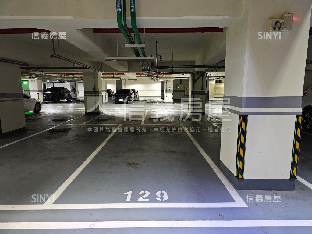 ㊣國賓伊頓景觀三房有車位房屋室內格局與周邊環境