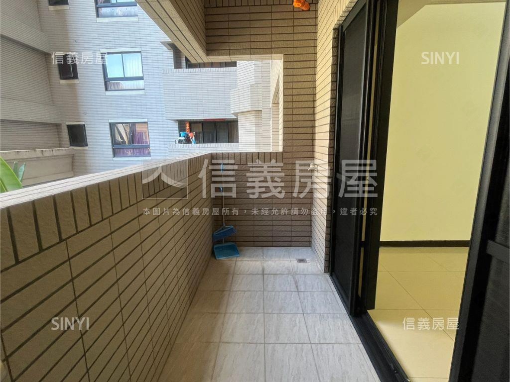 佳福皇璽三房平車房屋室內格局與周邊環境