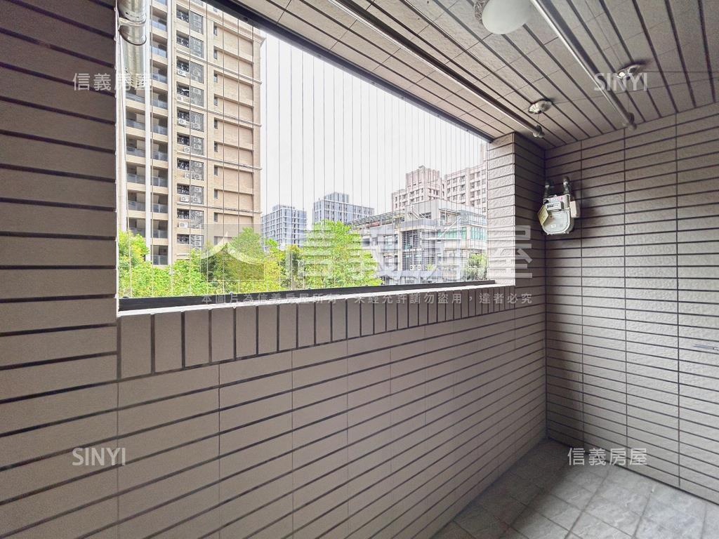 佳福皇璽三房平車房屋室內格局與周邊環境