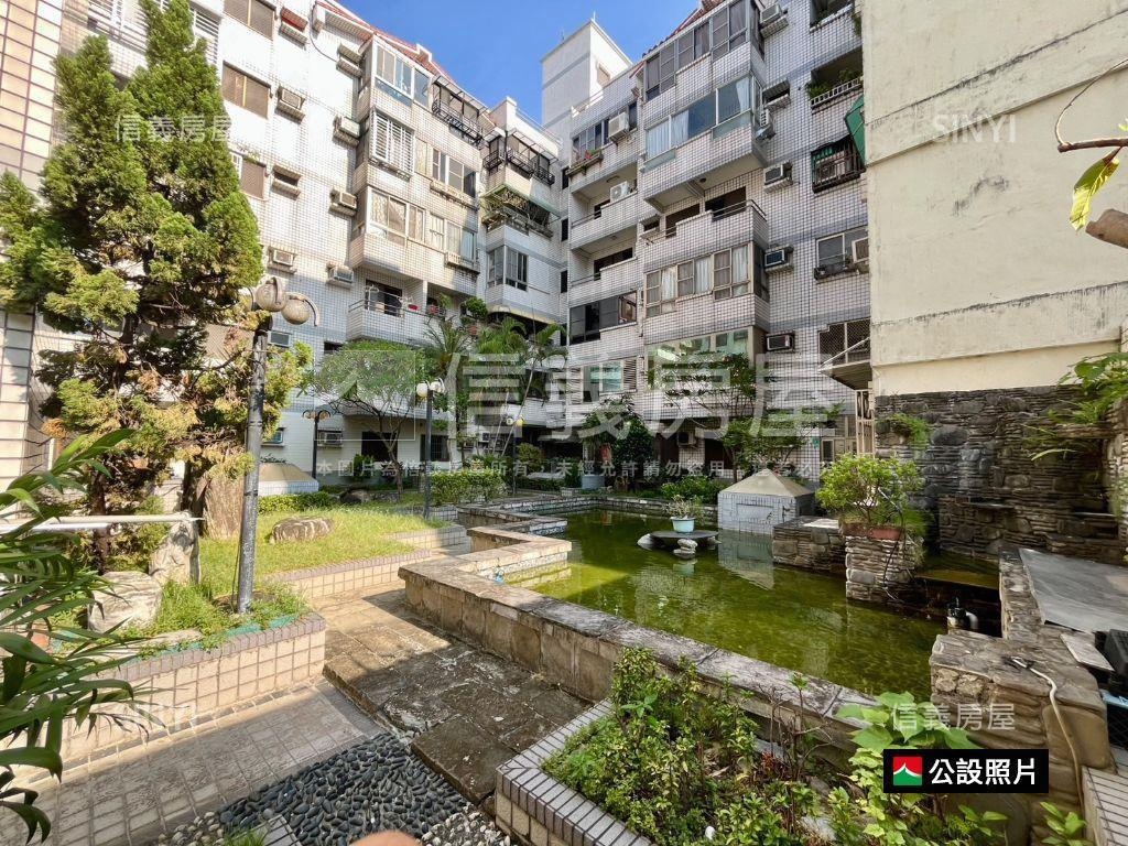 近成大朝南次頂大三房平車房屋室內格局與周邊環境