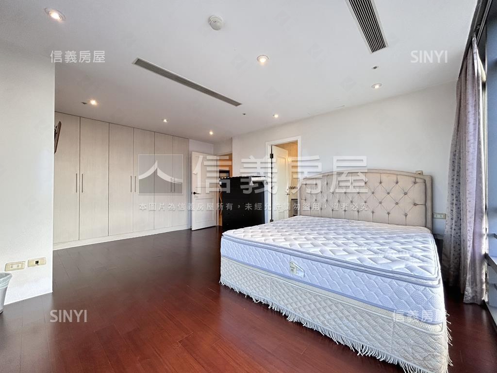 天空之城景觀後棟四房房屋室內格局與周邊環境