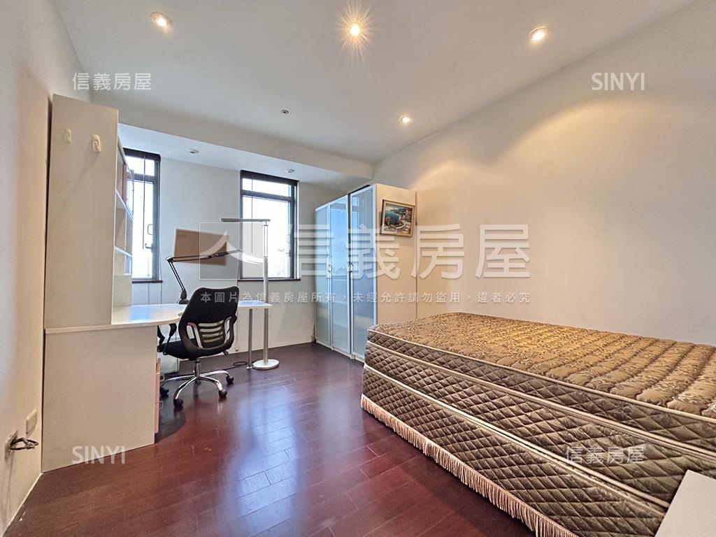 天空之城景觀後棟四房房屋室內格局與周邊環境