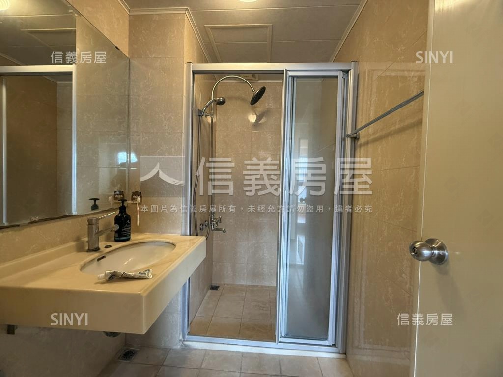 近大埔商圈精工宴三房車位房屋室內格局與周邊環境