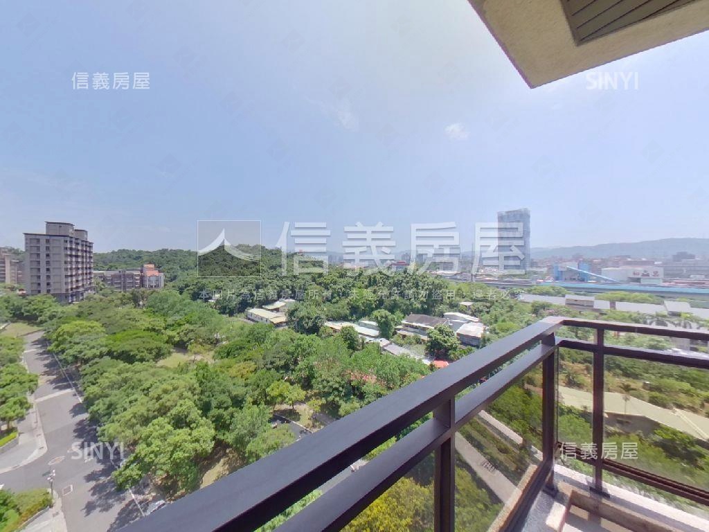 專任一隱次高樓三房車位房屋室內格局與周邊環境