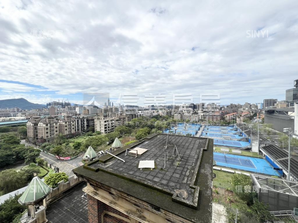 專任一隱次高樓三房車位房屋室內格局與周邊環境