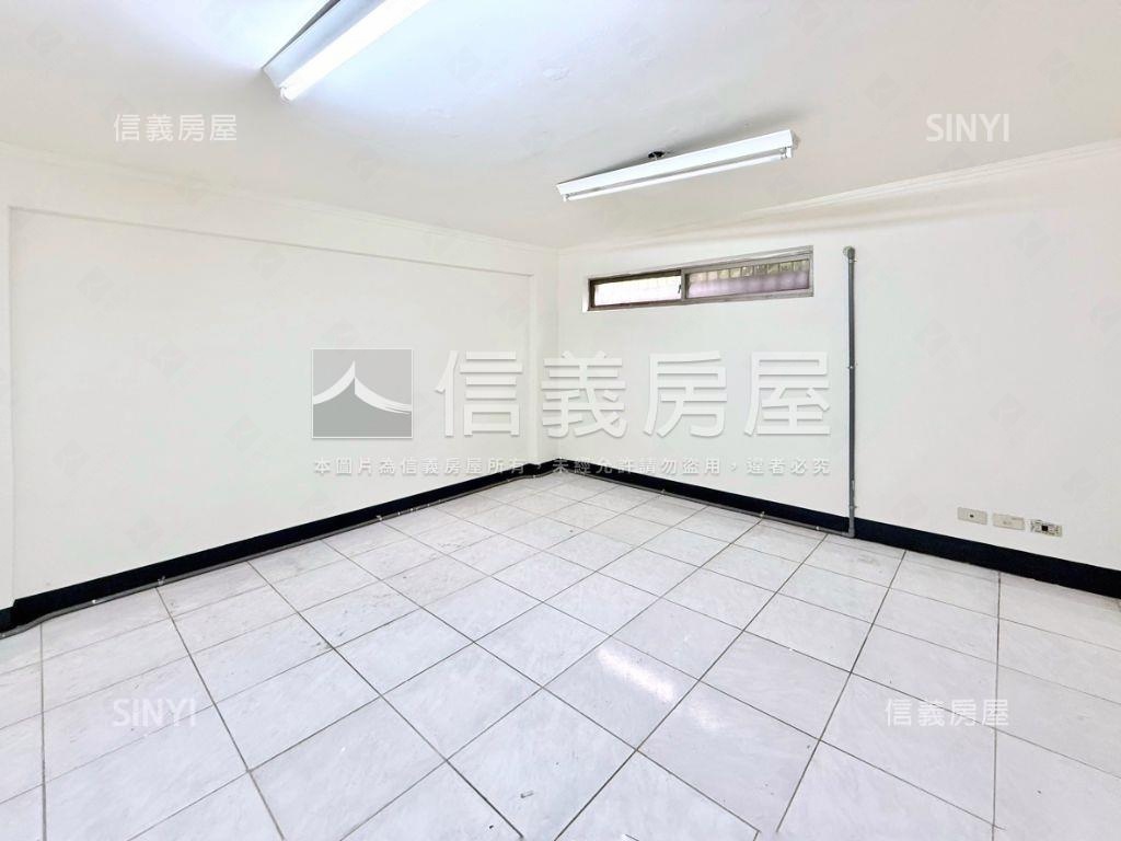 盛都伯爵透天稀有出售房屋室內格局與周邊環境