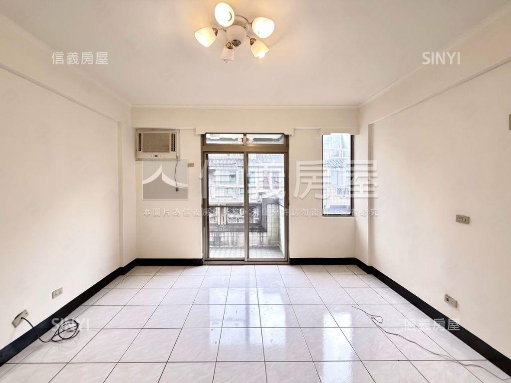 盛都伯爵透天稀有出售房屋室內格局與周邊環境