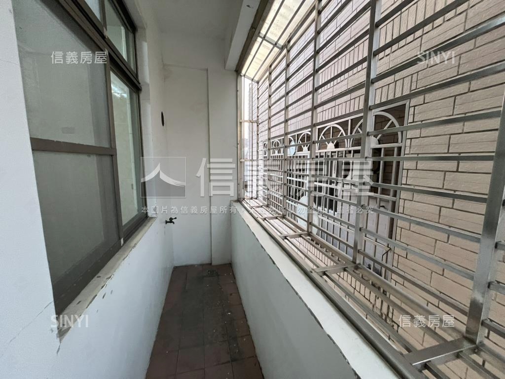 近新堀江商圈中興正街透天房屋室內格局與周邊環境