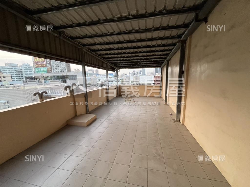 近新堀江商圈中興正街透天房屋室內格局與周邊環境