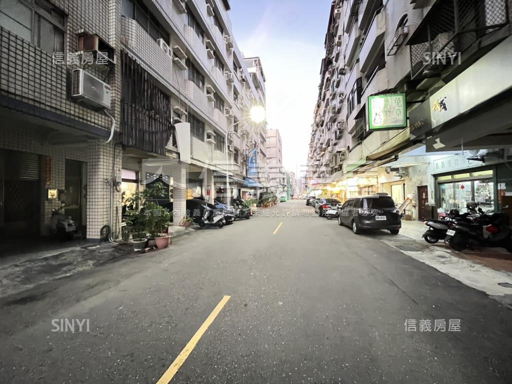 近新堀江商圈中興正街透天房屋室內格局與周邊環境