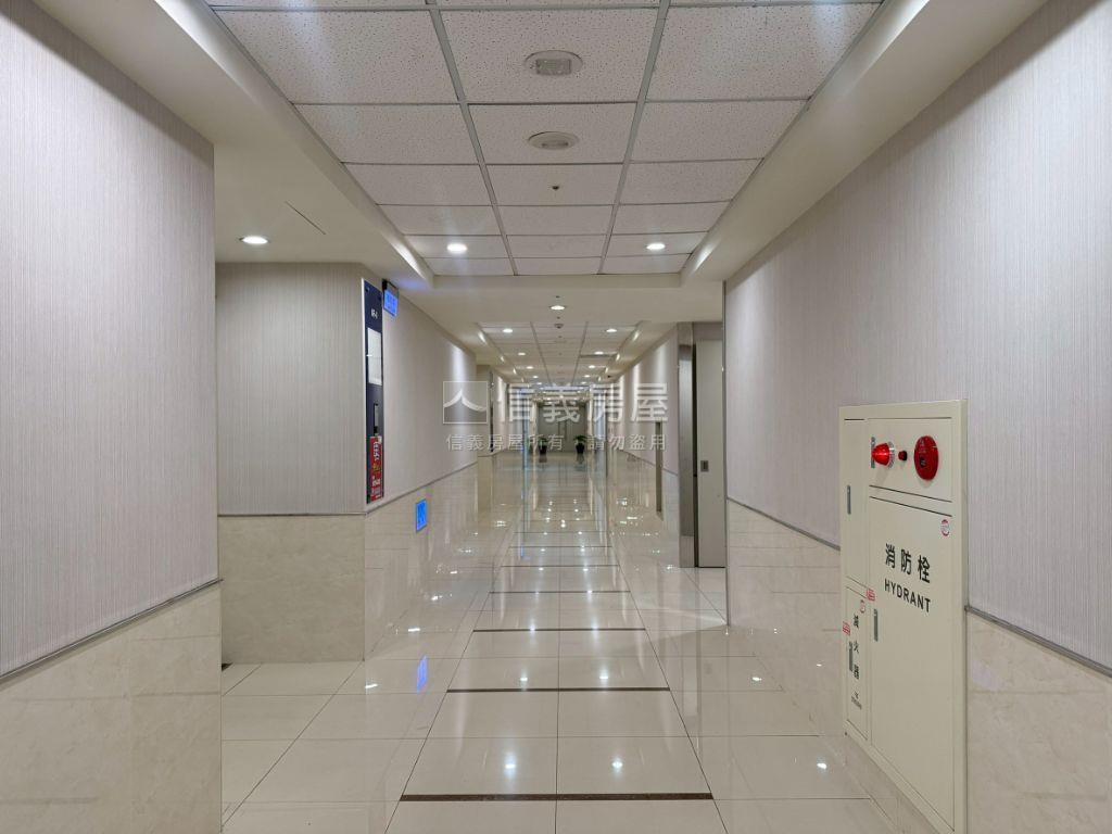 ☺新台五路｜氣派商辦房屋室內格局與周邊環境