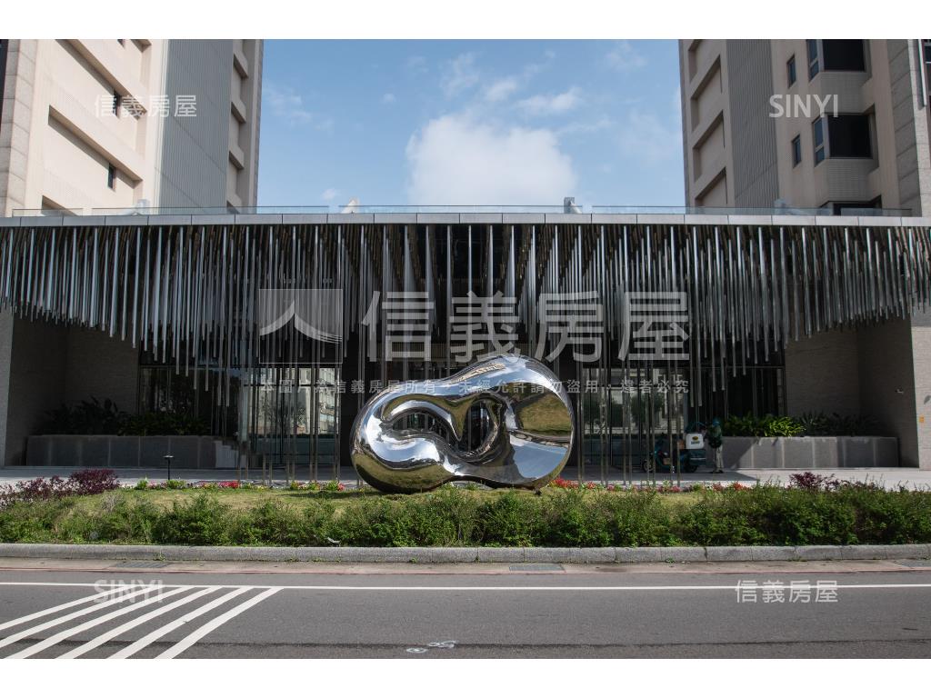 三本公園景觀三房雙車位房屋室內格局與周邊環境