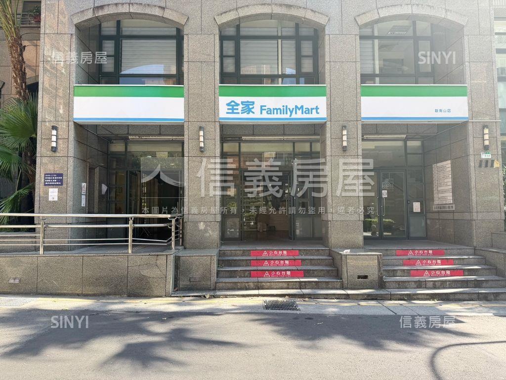 獨家－圓山新城電梯三房房屋室內格局與周邊環境