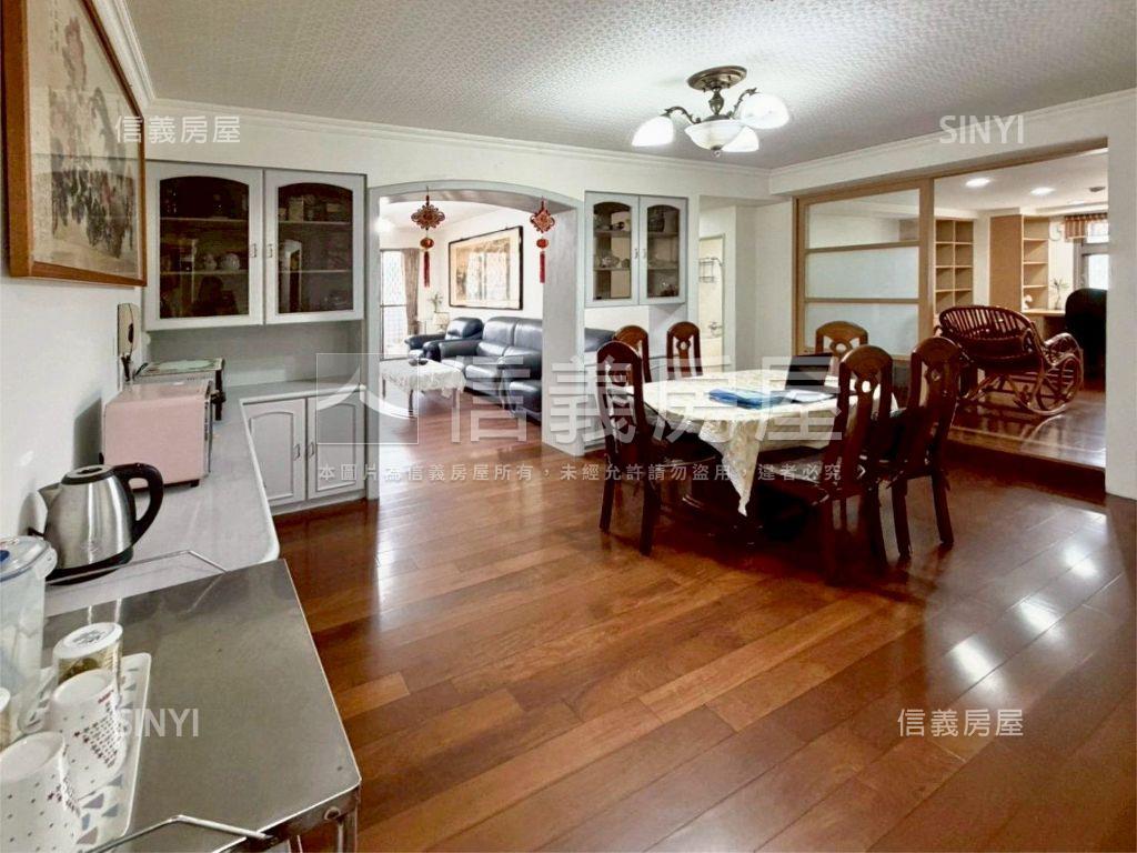 中和站採光好邊間４房車位房屋室內格局與周邊環境