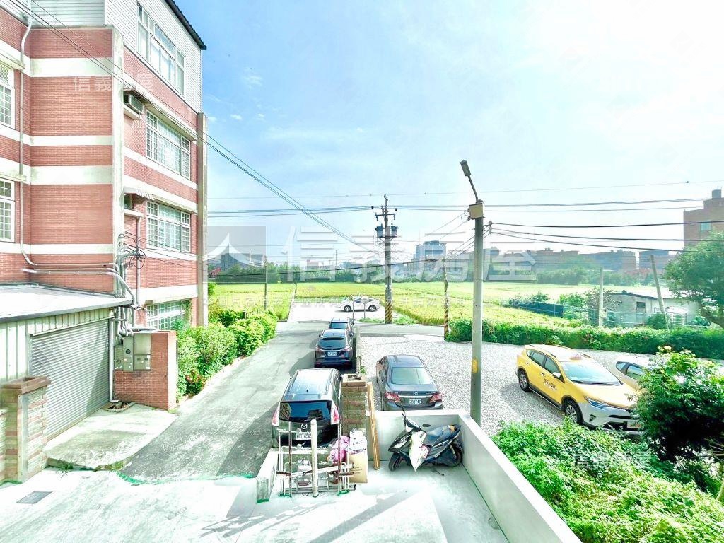 稻香田園風光獨棟雙車美墅房屋室內格局與周邊環境