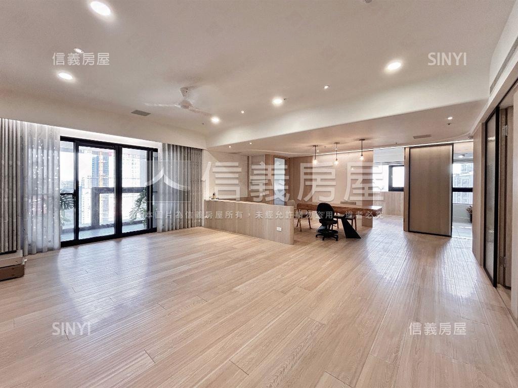 峰盛帝王戶三房車位房屋室內格局與周邊環境