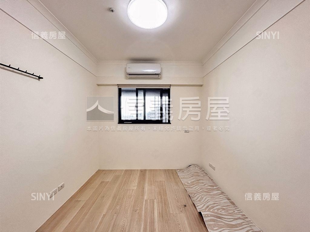 峰盛帝王戶三房車位房屋室內格局與周邊環境