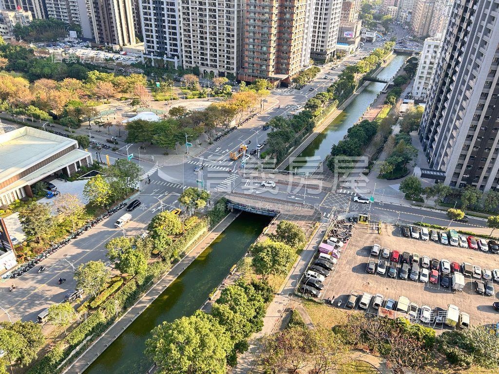 峰盛帝王戶三房車位房屋室內格局與周邊環境