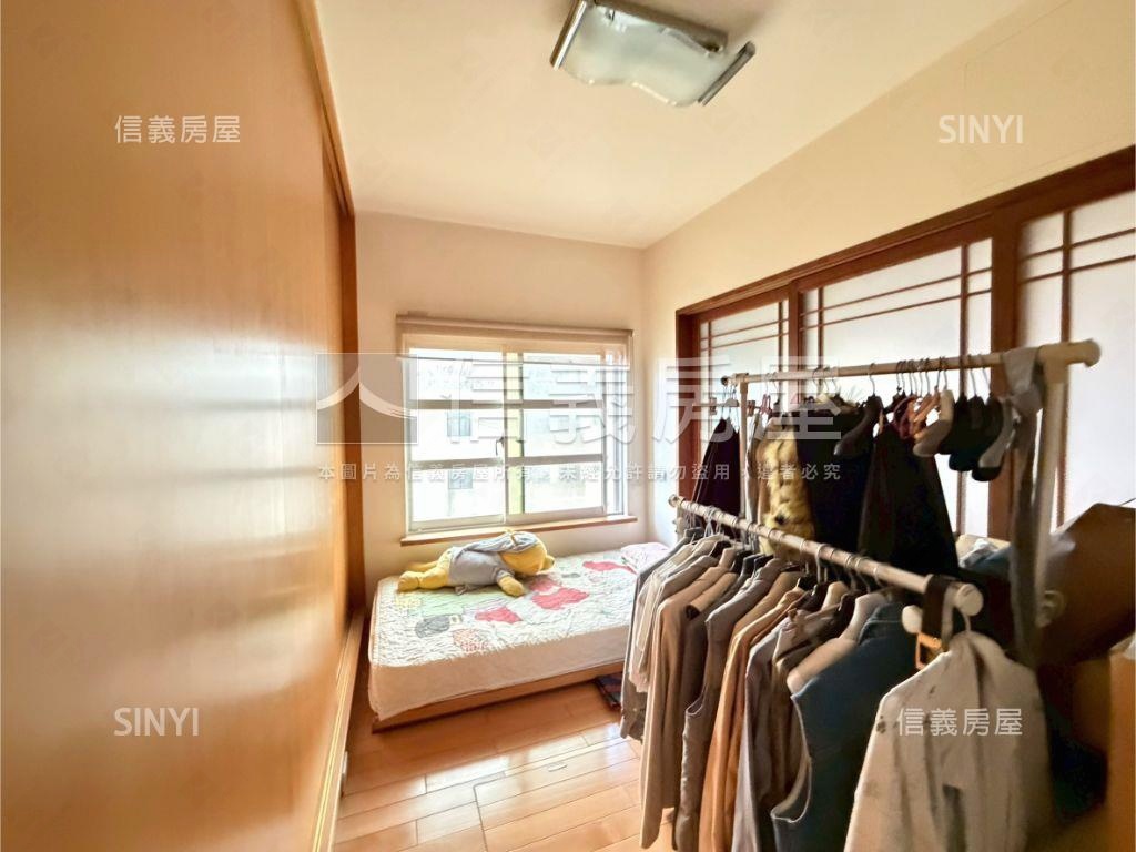 近明德站稀有四房附車位房屋室內格局與周邊環境