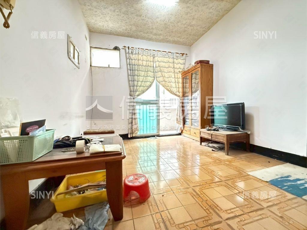 瑞隆商圈二樓公寓房屋室內格局與周邊環境