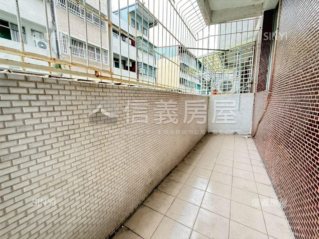 瑞隆商圈二樓公寓房屋室內格局與周邊環境