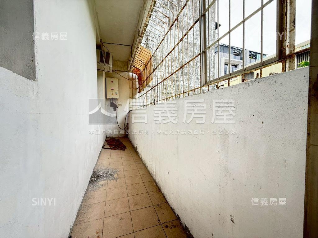 瑞隆商圈二樓公寓房屋室內格局與周邊環境