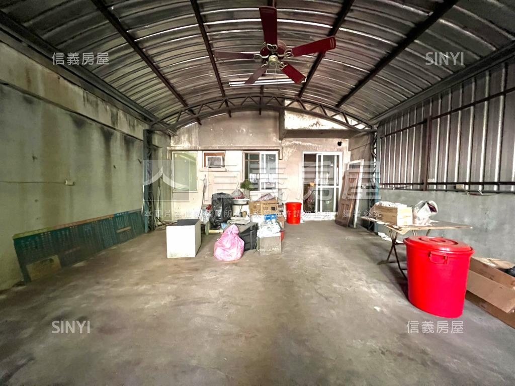 歐洲世界稀有樓店房屋室內格局與周邊環境