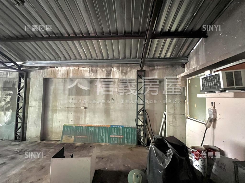 歐洲世界稀有樓店房屋室內格局與周邊環境
