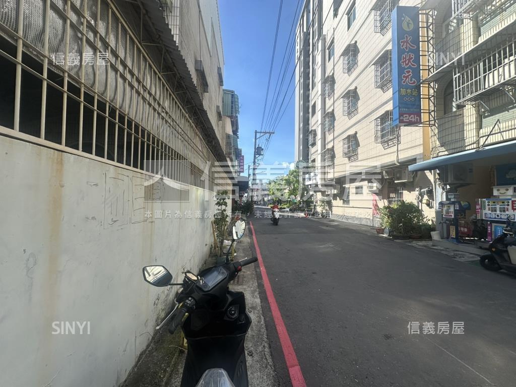 鳳山面寬金店房屋室內格局與周邊環境