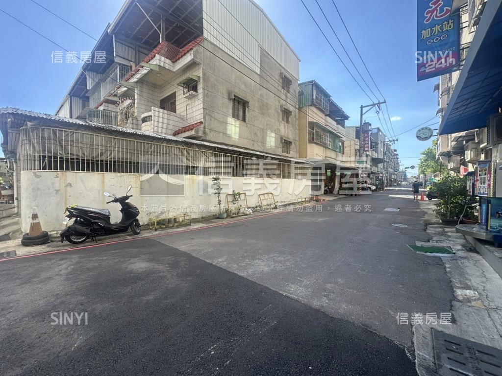 鳳山面寬金店房屋室內格局與周邊環境