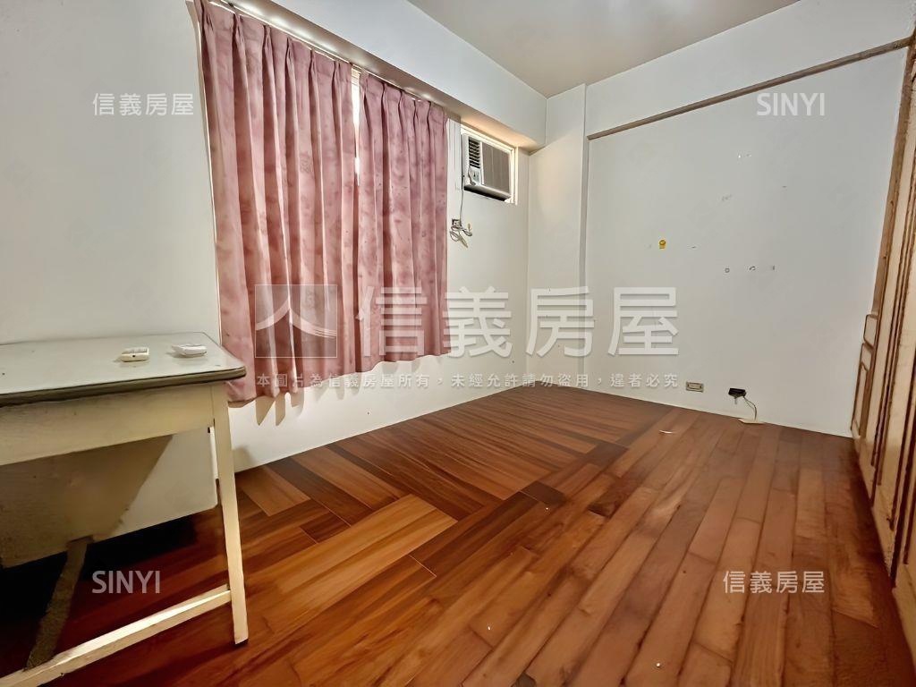 楠梓北昌正街低總價透天房屋室內格局與周邊環境