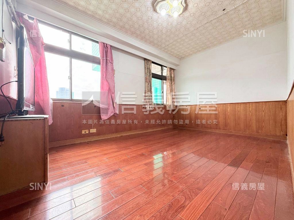 文山亮美成家三房平車房屋室內格局與周邊環境