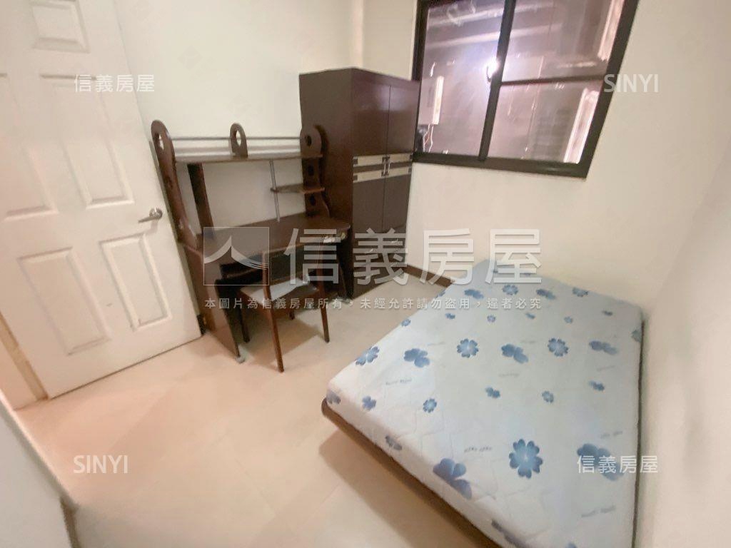 中國醫三房面球場房屋室內格局與周邊環境