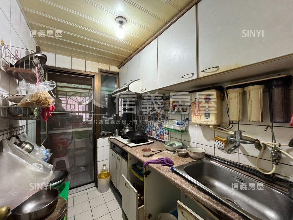 中華路➤低總價三房➤圓夢房屋室內格局與周邊環境