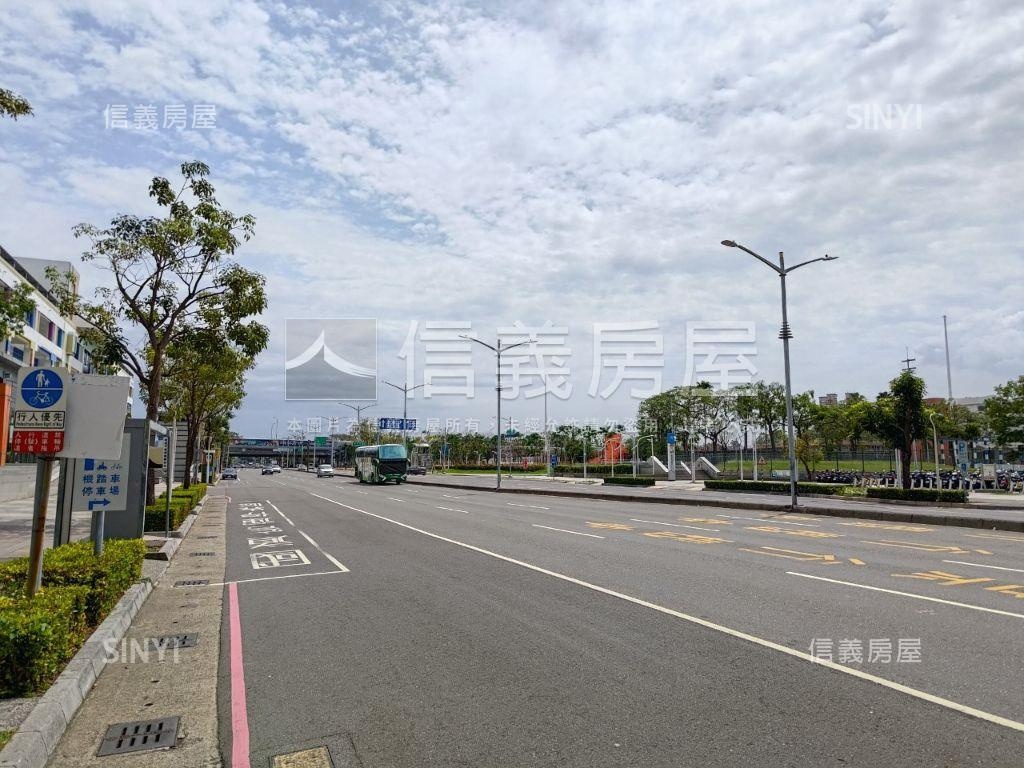 捷運橘線Ｏ９京城財經商辦房屋室內格局與周邊環境