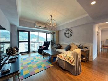 靜心｛棟裡雲｝