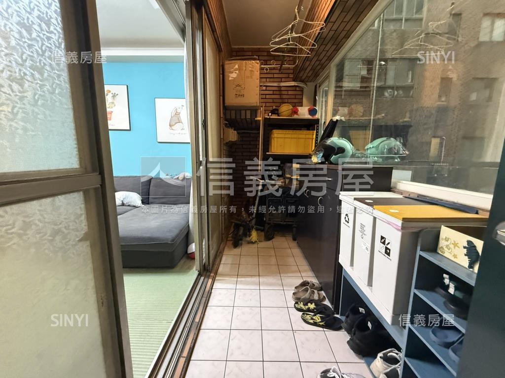 雙衛浴開窗★溫馨三房房屋室內格局與周邊環境