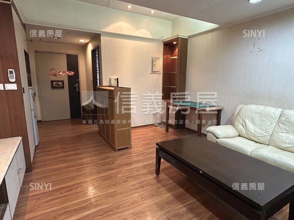 亞灣低總價露臺戶房屋室內格局與周邊環境