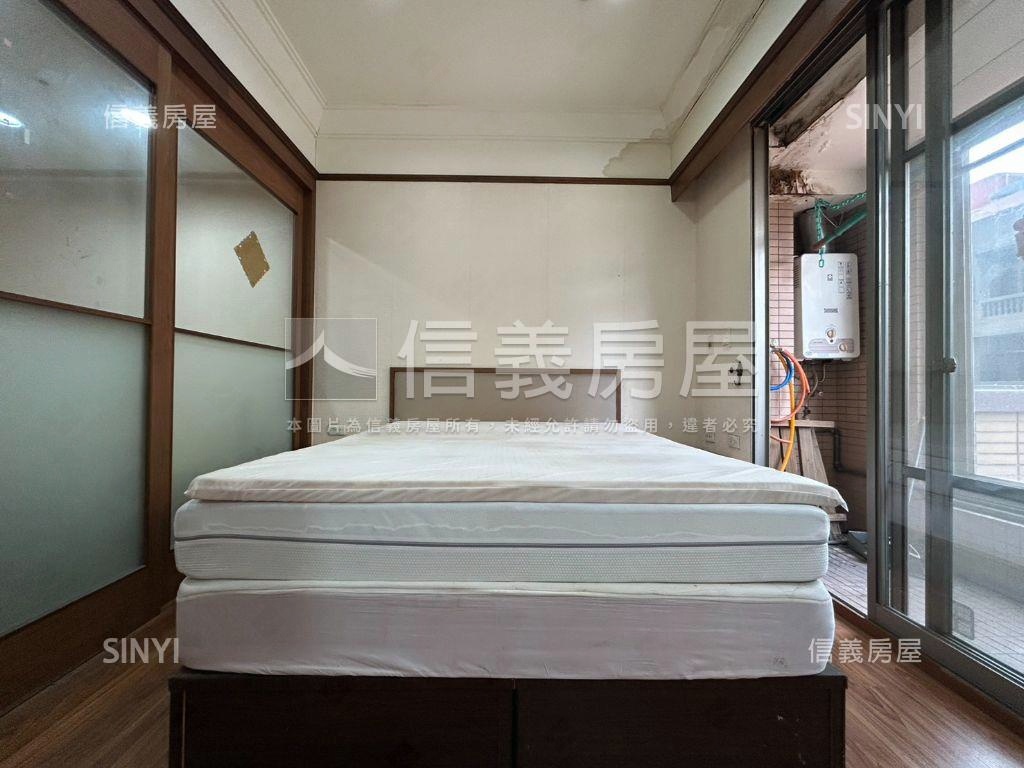 亞灣低總價露臺戶房屋室內格局與周邊環境