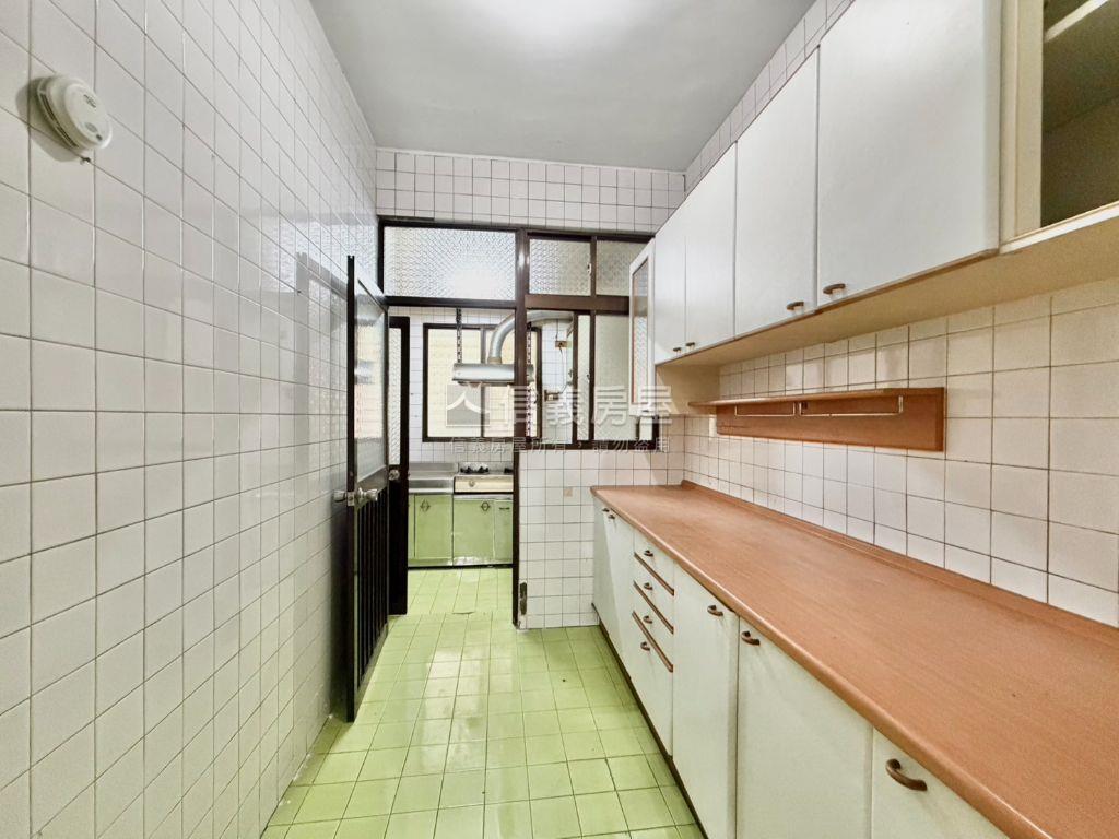 崇光新村．稀有一樓房屋室內格局與周邊環境